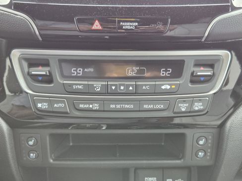 Used 2023 Honda Passport Elite image 15