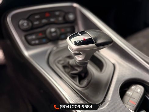 Used 2018 Dodge Challenger R/T Scat Pack w/ Leather Interior Group image 15