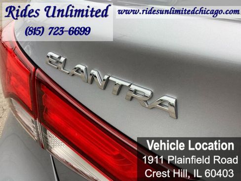 Used 2015 Hyundai Elantra SE FWD image 20