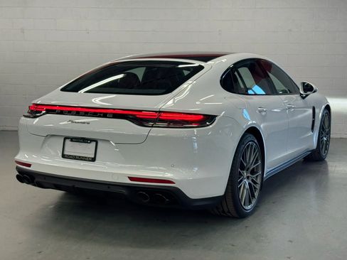 Used 2023 Porsche Panamera 4 Platinum Edition image 6