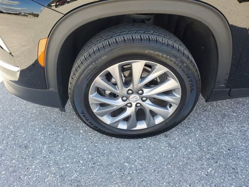 Used 2025 Buick Enclave Preferred image 17