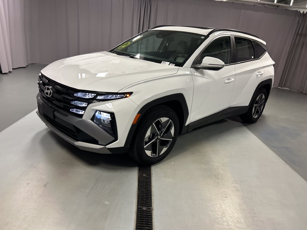 Used 2026 Hyundai Tucson SEL FWD image 3