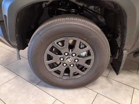 New 2026 Toyota 4Runner SR5 image 28