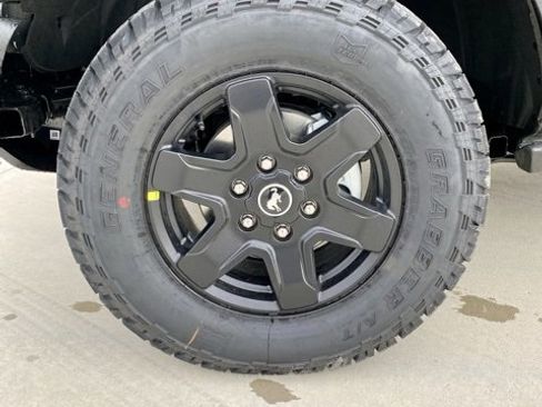 New 2025 Ford Bronco Big Bend w/ Black Diamond Package image 9