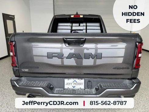 New 2026 RAM 1500 Big Horn AWD/4WD image 4