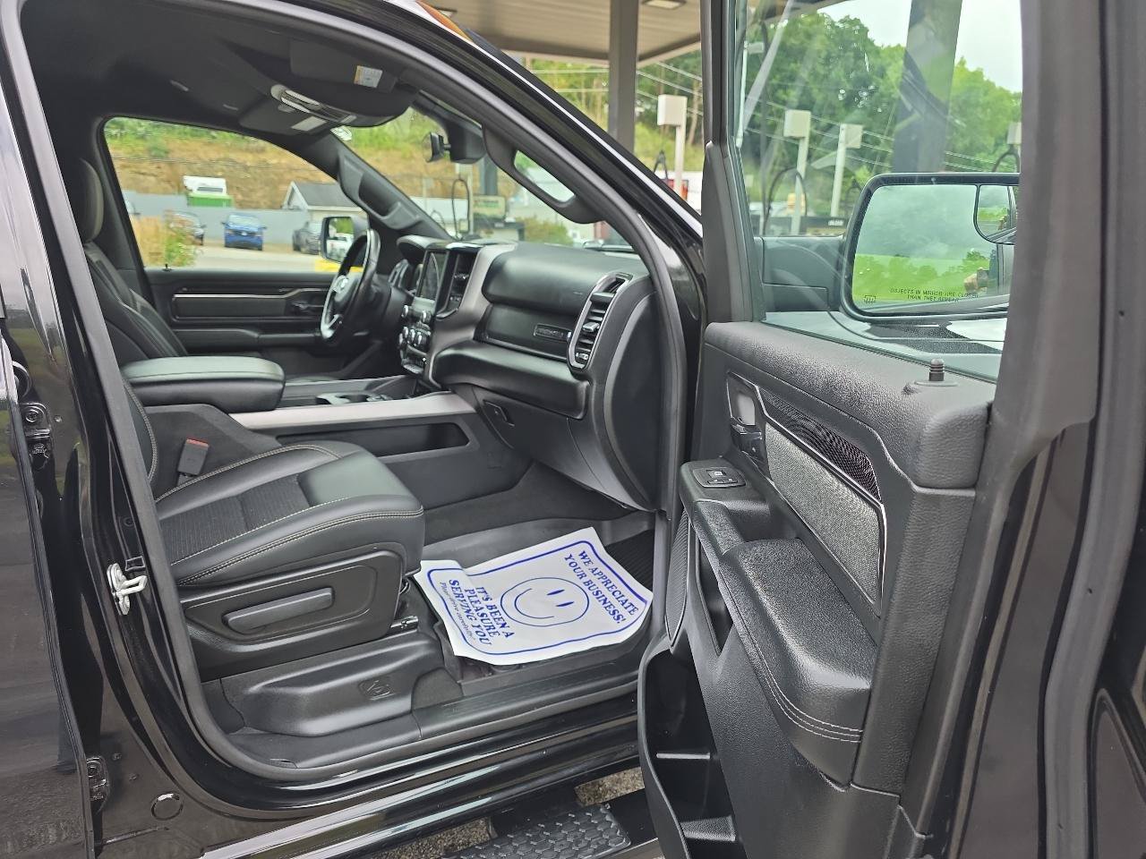 Used 2020 RAM 1500 Big Horn w/ Built-to-serve Edition AWD/4WD image 11