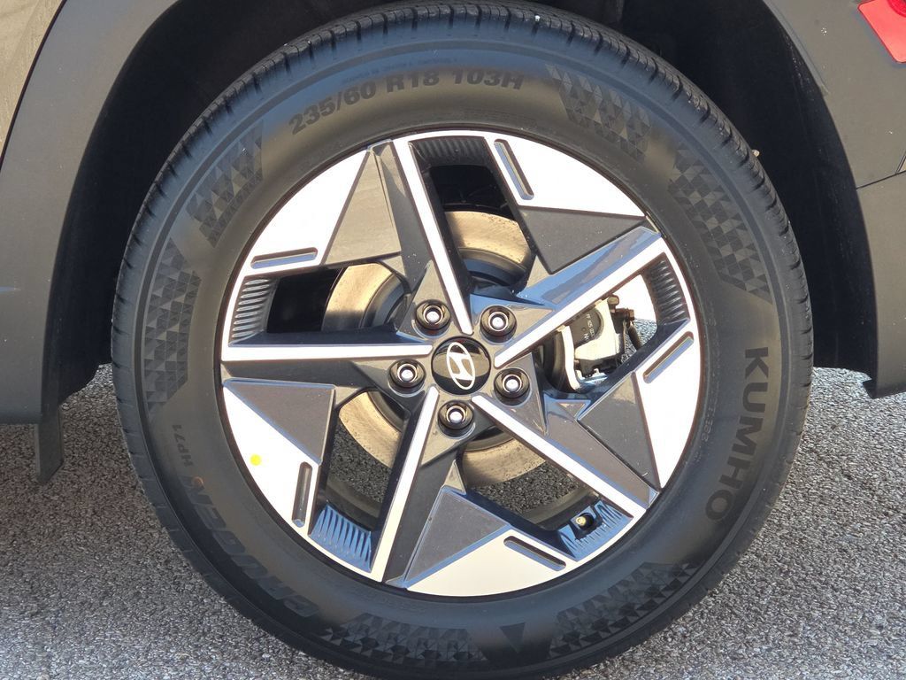 Used 2026 Hyundai Tucson SEL Plus FWD image 9