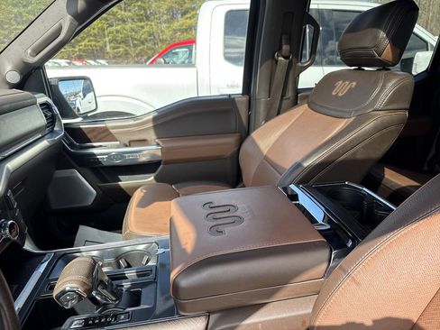 Used 2025 Ford F150 King Ranch w/ FX4 Off-Road Package image 12