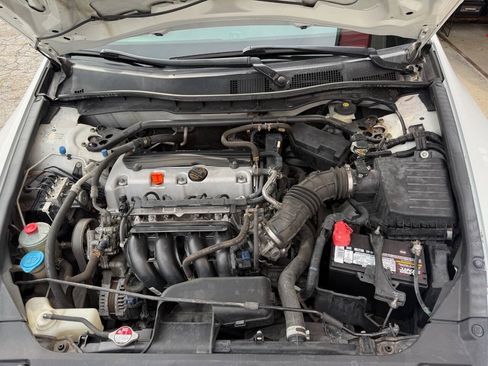 Used 2012 Honda Accord EX-L image 21