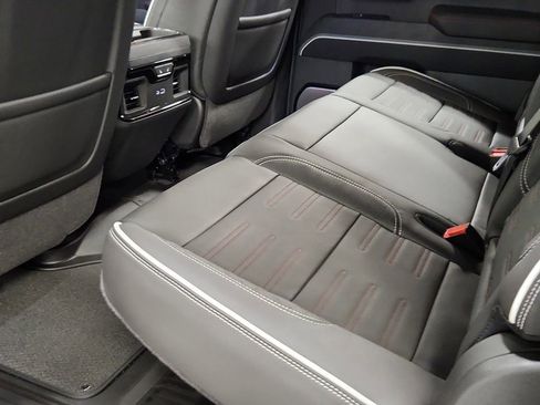 New 2026 GMC Sierra 1500 AT4X w/ LPO, Black Badging Package AWD/4WD image 9