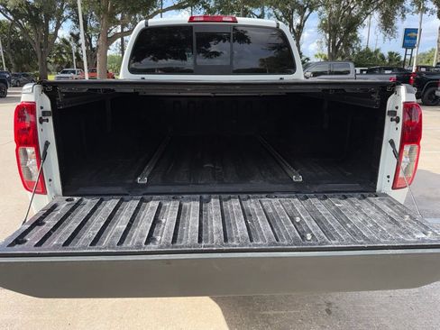 Used 2021 Nissan Frontier SV w/ Midnight Edition Floor Mats RWD image 29