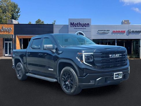 Used 2024 GMC Sierra 1500 Elevation AWD/4WD image 1
