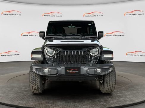 Used 2021 Jeep Wrangler Unlimited Sport AWD/4WD image 3