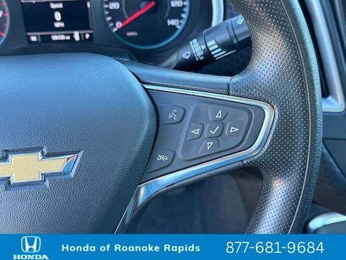 Used 2024 Chevrolet Malibu LT image 14