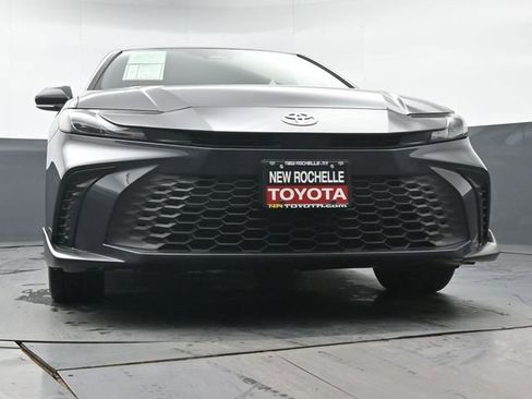 Certified 2026 Toyota Camry SE AWD/4WD image 40