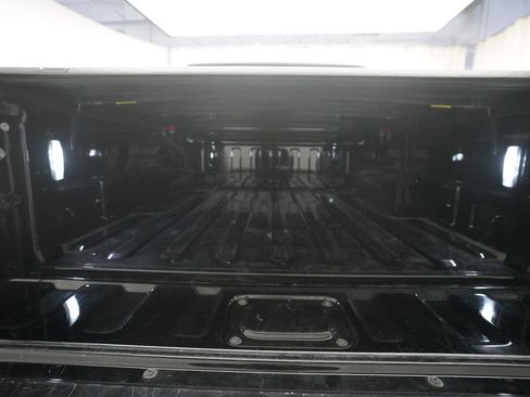 Used 2021 Jeep Gladiator Willys image 8