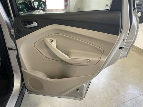 Used 2019 Ford Escape Titanium AWD/4WD image 26