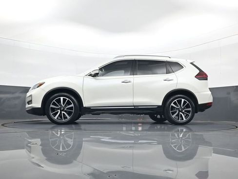 Used 2019 Nissan Rogue SL w/ Premium Package AWD/4WD image 28