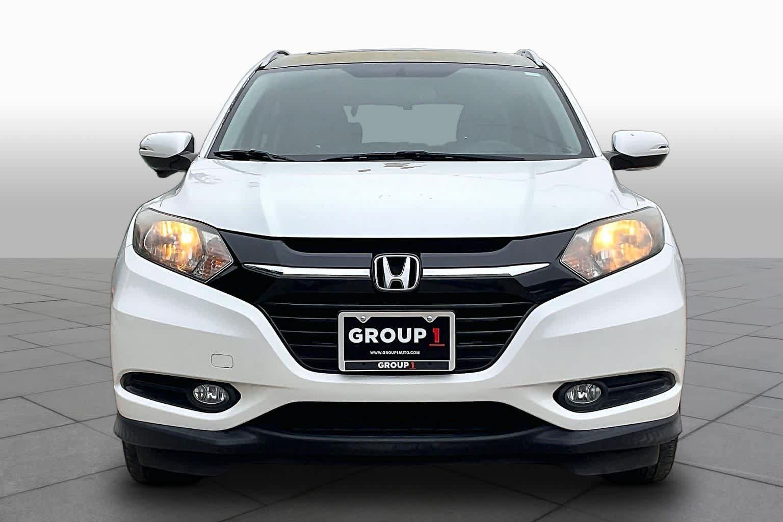 Used 2017 Honda HR-V EX-L image 3