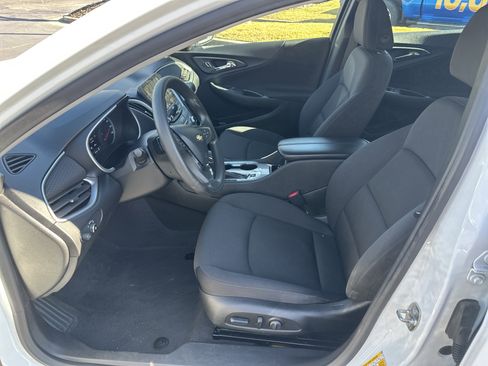 Certified 2024 Chevrolet Malibu LT image 6
