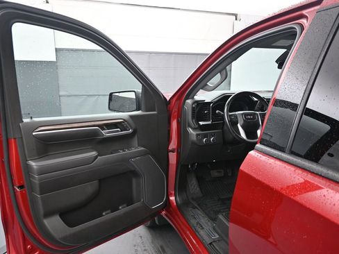 Used 2022 GMC Sierra 1500 Elevation image 9