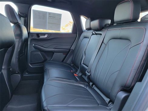 Certified 2025 Ford Escape ST-Line Elite w/ Premium Technology Package image 21