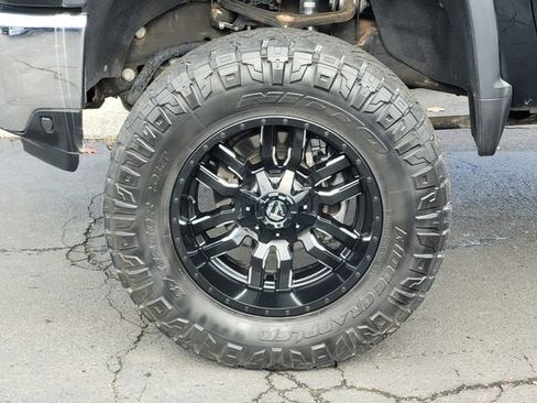 Used 2020 Chevrolet Silverado 3500 LTZ w/ LTZ Convenience Package image 11