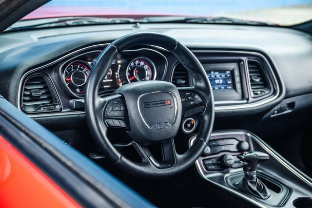 Used 2015 Dodge Challenger R/T w/ Quick Order Package 28B R/T RWD image 7