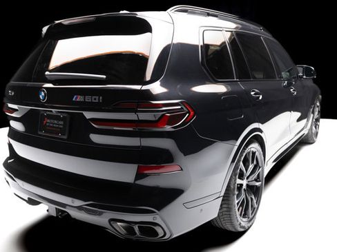 Used 2024 BMW X7 M60i w/ Executive Package image 30