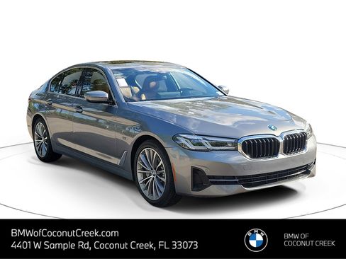 Certified 2023 BMW 530e w/ Premium Package image 1