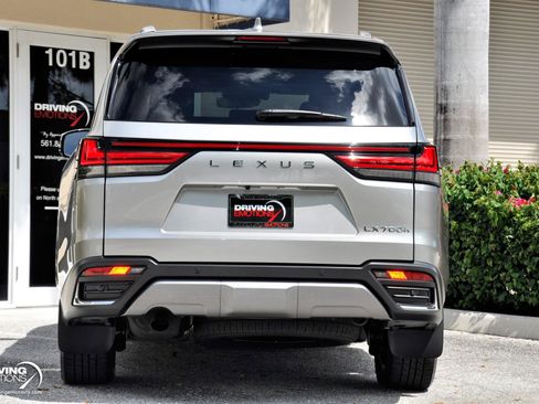 Used 2026 Lexus LX 700h Luxury AWD/4WD image 22
