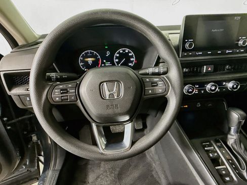 Used 2024 Honda CR-V LX image 11