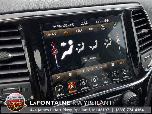 Certified 2021 Jeep Grand Cherokee Laredo X image 21