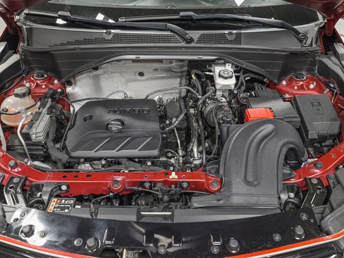 Used 2023 Chevrolet TrailBlazer RS w/ Sun and Liftgate Package image 11