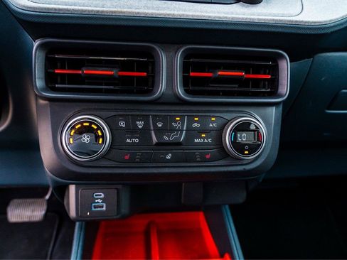 Used 2022 Ford Maverick XLT w/ XLT Luxury Package FWD image 19