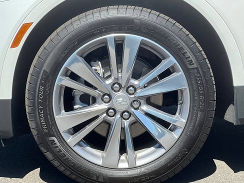 Used 2026 Cadillac XT5 Premium Luxury w/ LPO, Floor Liner Package FWD image 43