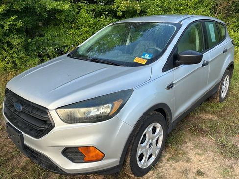 Certified 2018 Ford Escape S FWD image 6