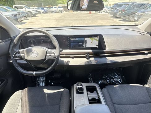 Used 2023 Nissan Ariya FWD image 22