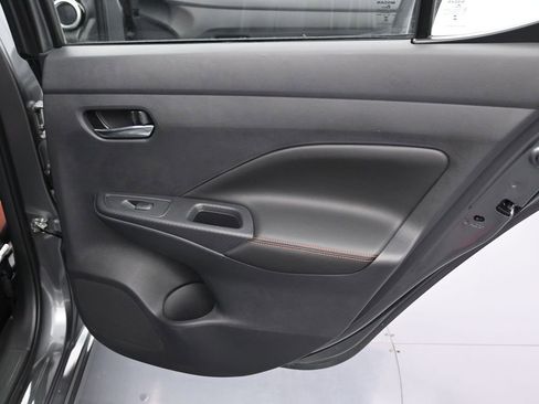 New 2025 Nissan Versa SR w/ Trunk Package FWD image 32