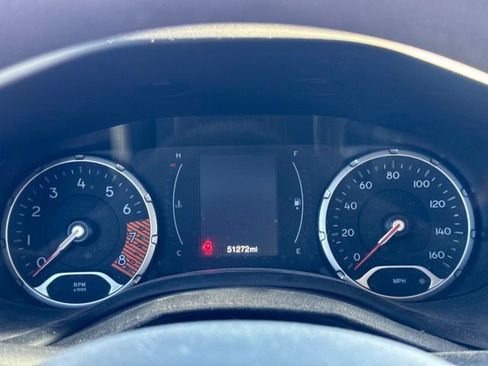 Used 2023 Jeep Renegade Latitude AWD/4WD image 22