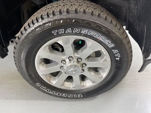 New 2025 RAM 2500 Big Horn AWD/4WD image 13