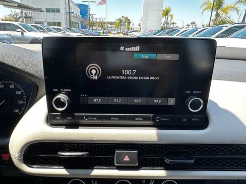 Used 2023 Honda HR-V LX image 24