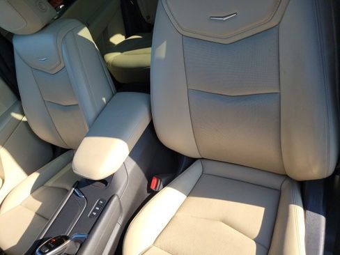 Used 2019 Cadillac XT5 Luxury image 26