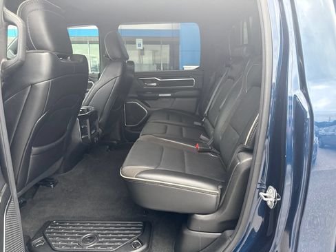 Used 2020 RAM 1500 Laramie w/ Sport Appearance Package AWD/4WD image 10