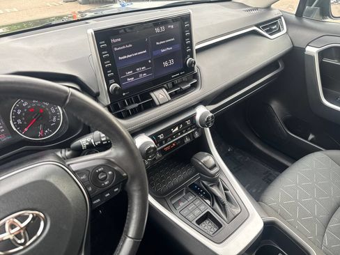 Used 2022 Toyota RAV4 XLE w/ Convenience Package AWD/4WD image 23