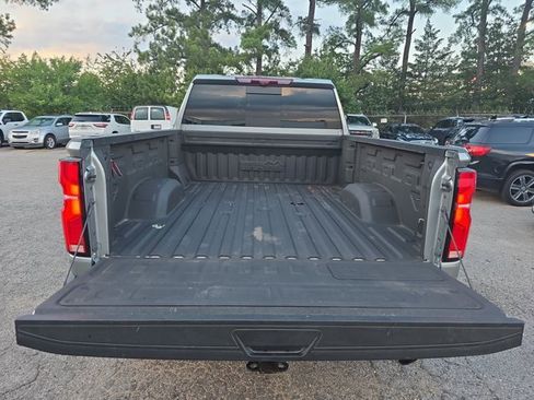 Used 2024 Chevrolet Silverado 2500 High Country w/ High Country Premium Package image 12