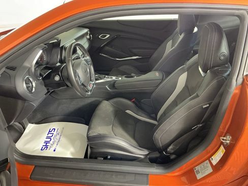 Used 2023 Chevrolet Camaro SS RWD image 17