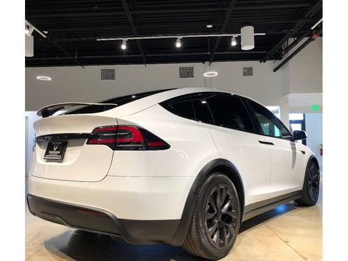 Used 2023 Tesla Model X image 13