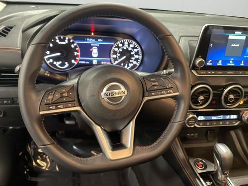 Used 2021 Nissan Sentra SR FWD image 22