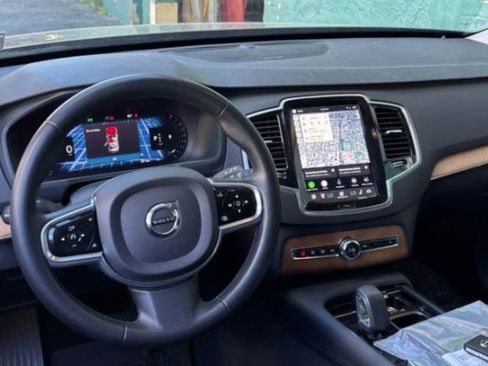 Used 2023 Volvo XC90 B6 Plus w/ Protection Package Premier AWD/4WD image 5